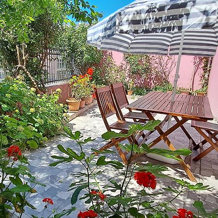 Golden Life Apart Hotel Istanbul Bagian luar foto