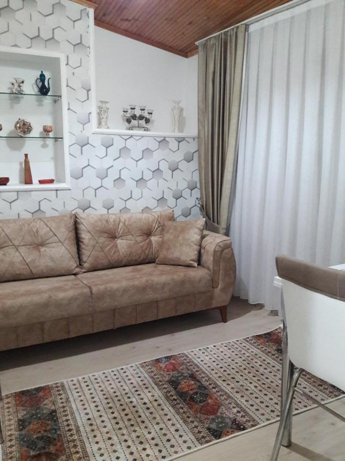 Golden Life Apart Hotel Istanbul Bagian luar foto