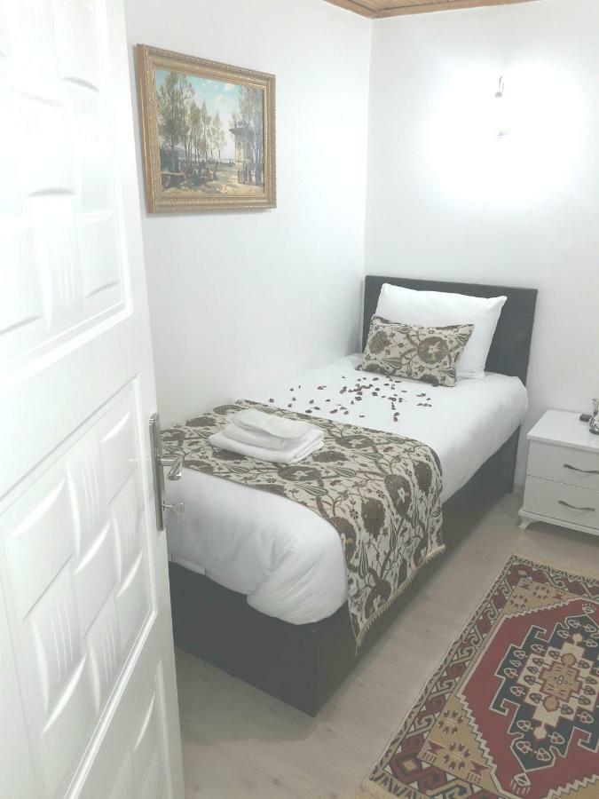 Golden Life Apart Hotel Istanbul Bagian luar foto